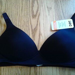 36C BNWT Wireless Black Warner's Bra